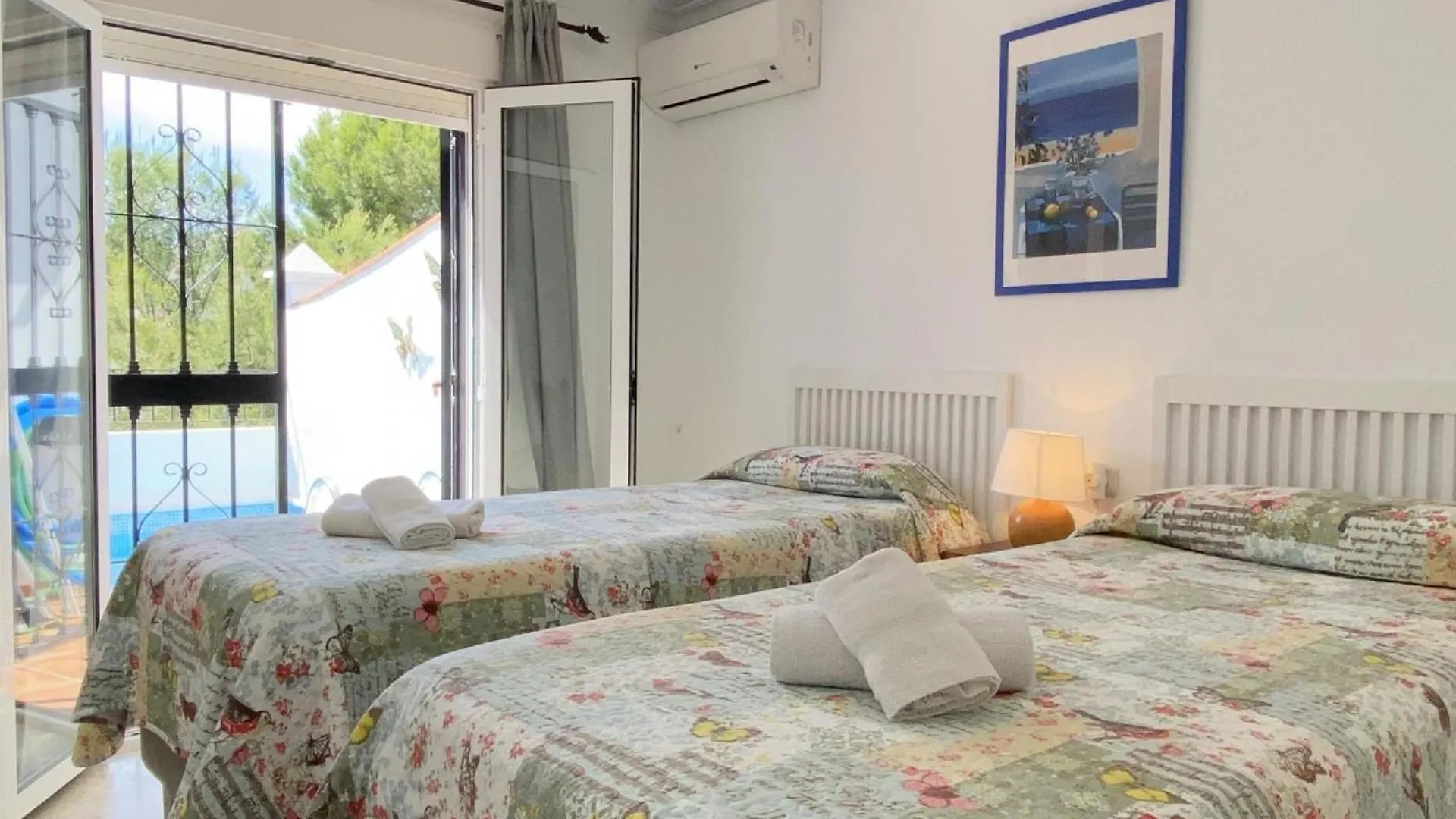 Ferienhaus Mit Privatpool Fuer 8 Personen Ca 100 Qm In Nerja, Andalusien Costa Del Sol